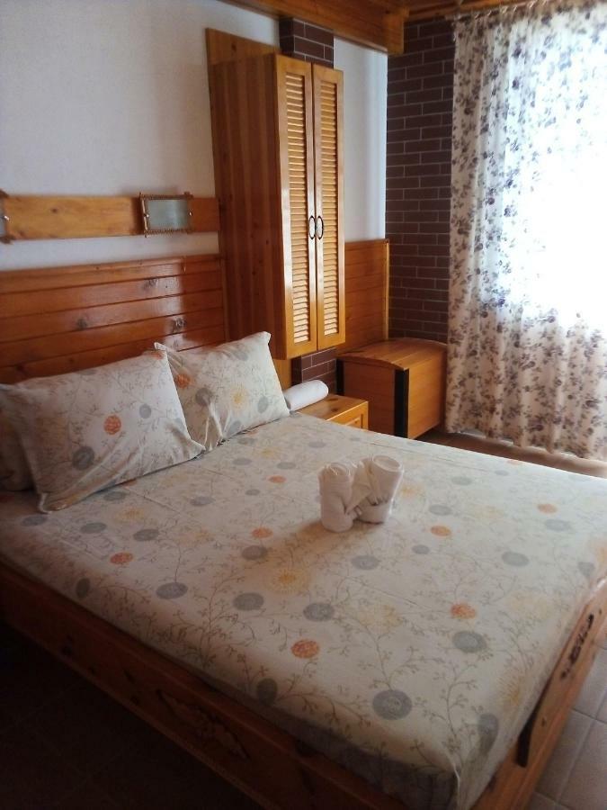 Doctor'S House Hotel Szinemorec Kültér fotó